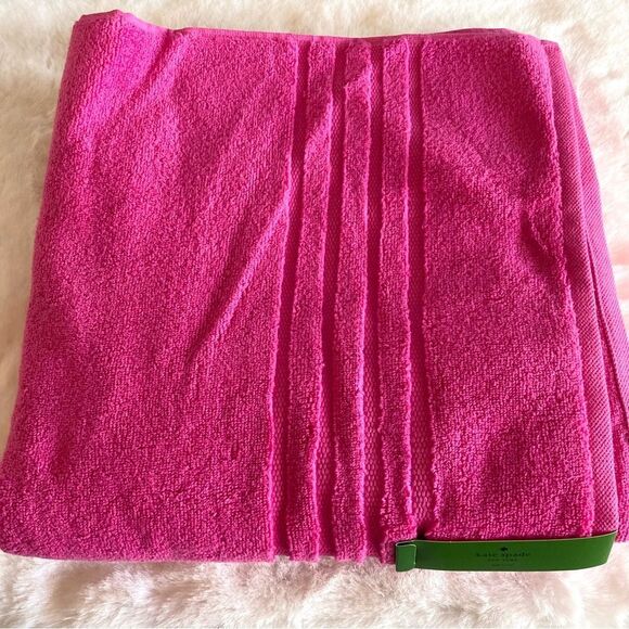 NWT Kate Spade Bath Towel Pink Magenta Terry Cotton - Picture 1 of 10